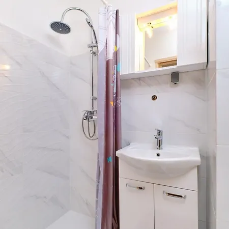 Mit Terrasse By Interhome *